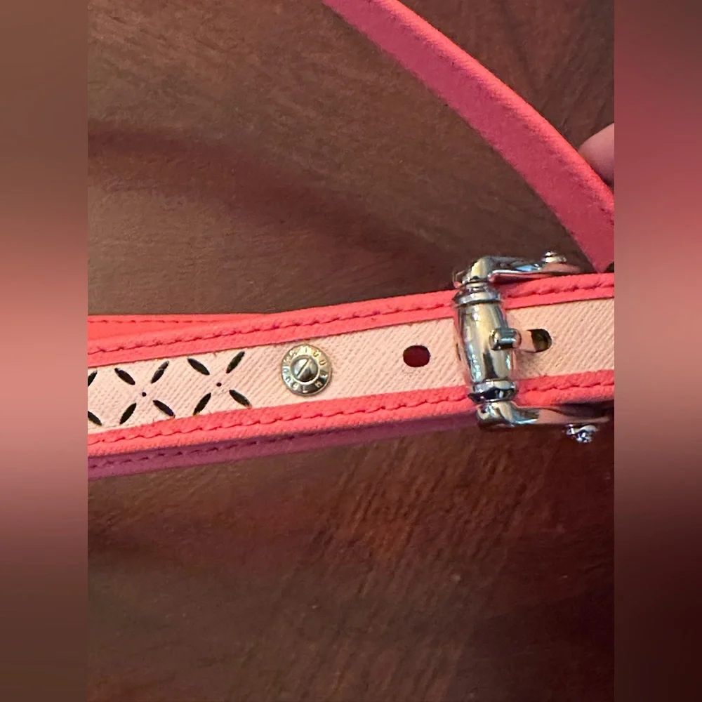 Henri Bendel Perforated Pink Coral Dog Leash in Mint Condition! NWOT